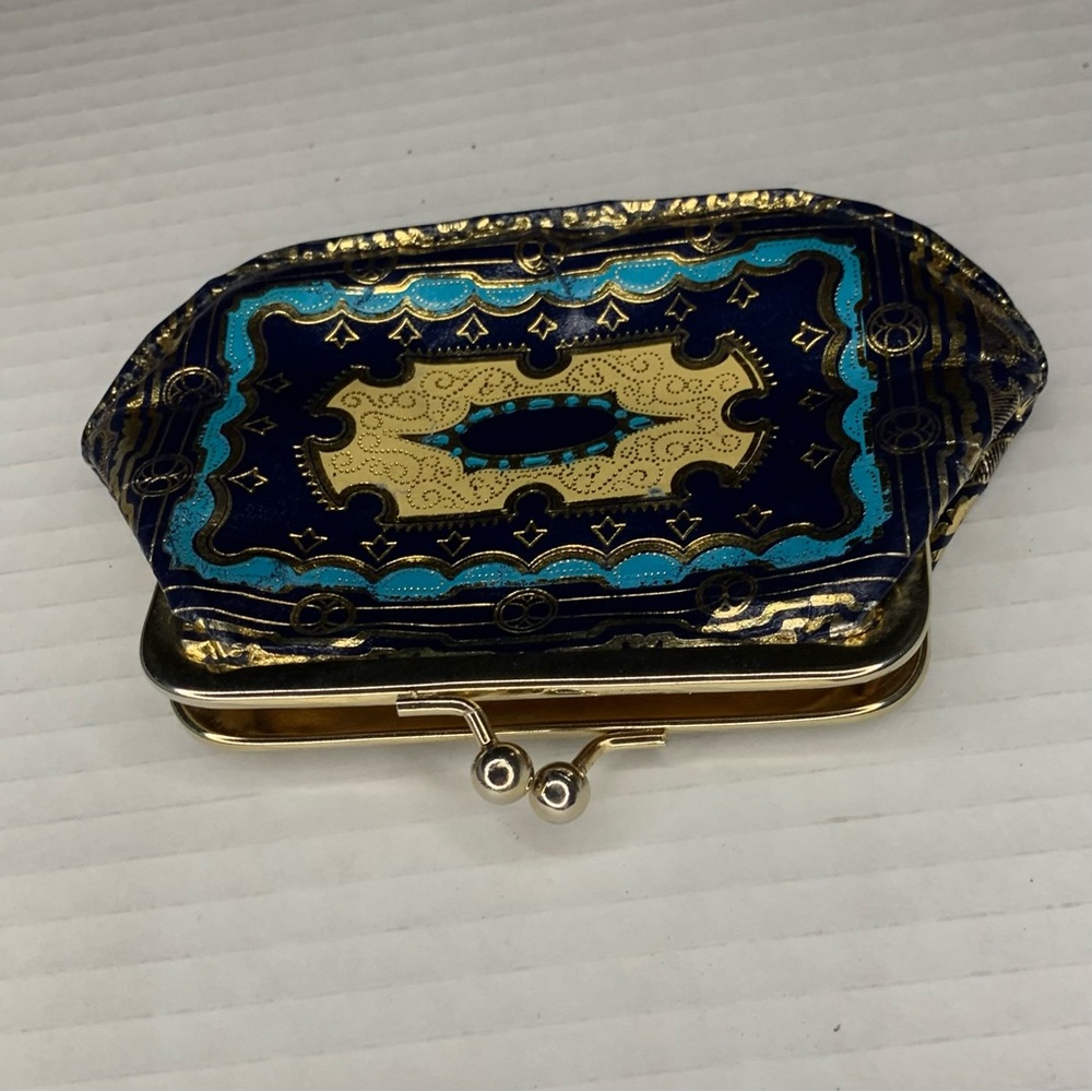 Gilded Italian coin purse with kiss lock